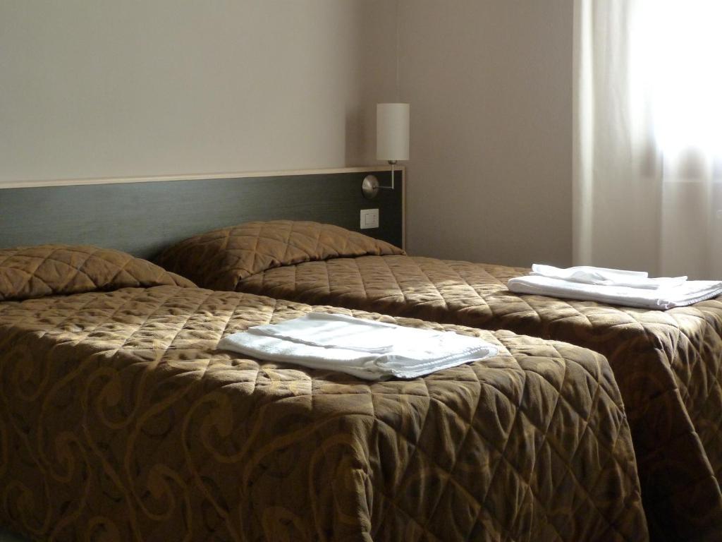 Hotel Eden Vignola  Room photo